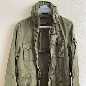 Olive J.Crew Mens Outdoors Jacket - small